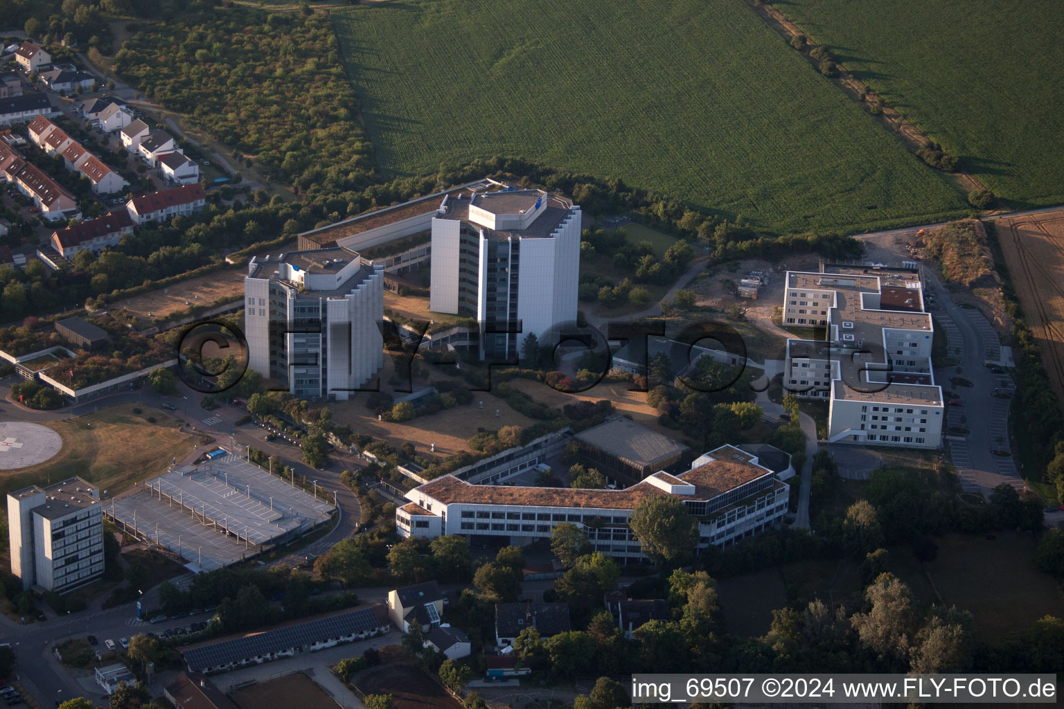 Vue oblique de Quartier Oggersheim in Ludwigshafen am Rhein dans le département Rhénanie-Palatinat, Allemagne