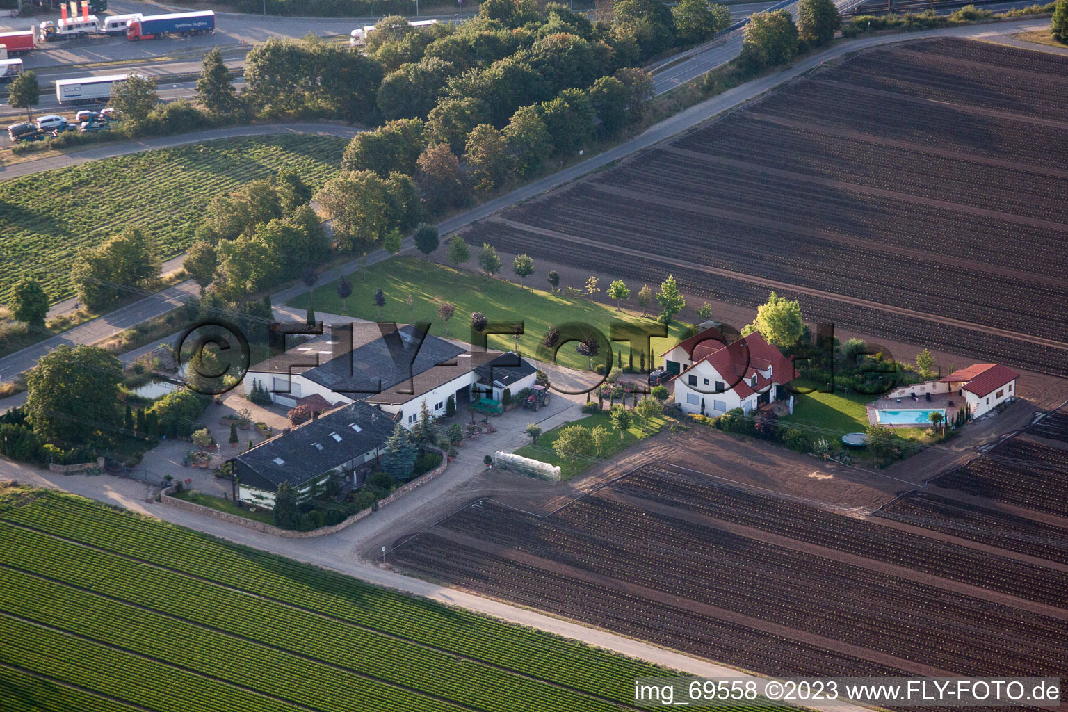 Vue aérienne de Fusser à le quartier Dannstadt in Dannstadt-Schauernheim dans le département Rhénanie-Palatinat, Allemagne