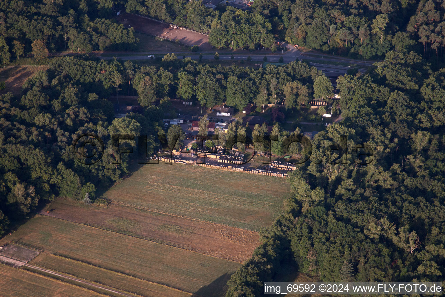 Hanhofen dans le département Rhénanie-Palatinat, Allemagne depuis l'avion