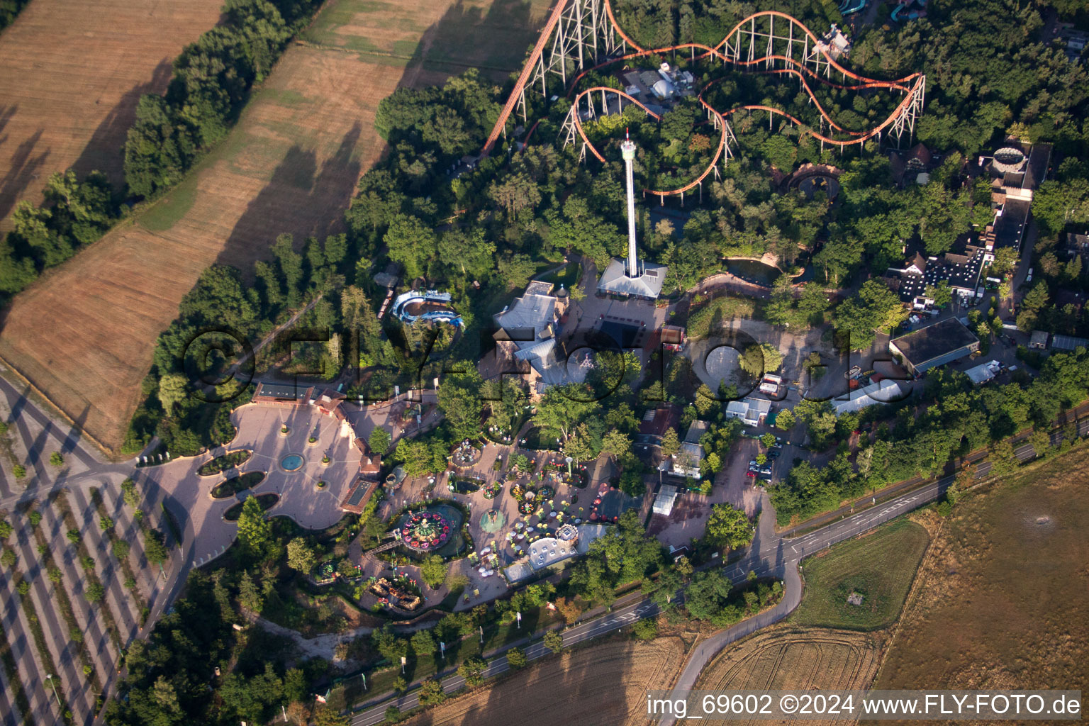 Vue oblique de Complexe de maisons de vacances du parc de vacances Holiday Park à Haßloch dans le département Rhénanie-Palatinat, Allemagne