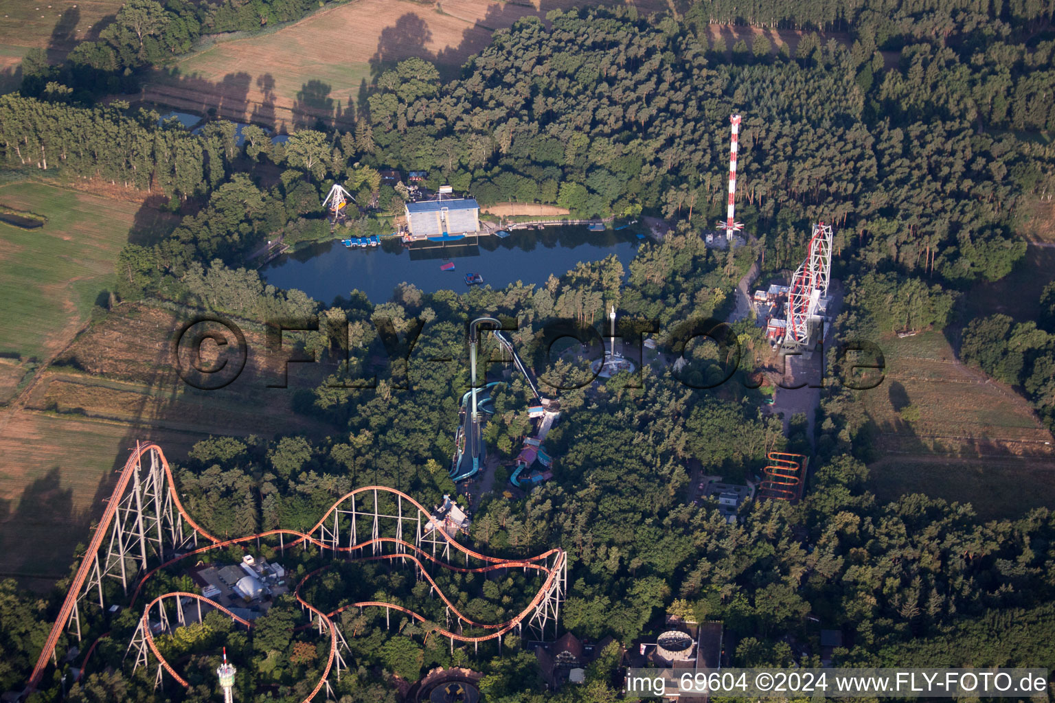 Parc de vacances à Haßloch dans le département Rhénanie-Palatinat, Allemagne d'un drone