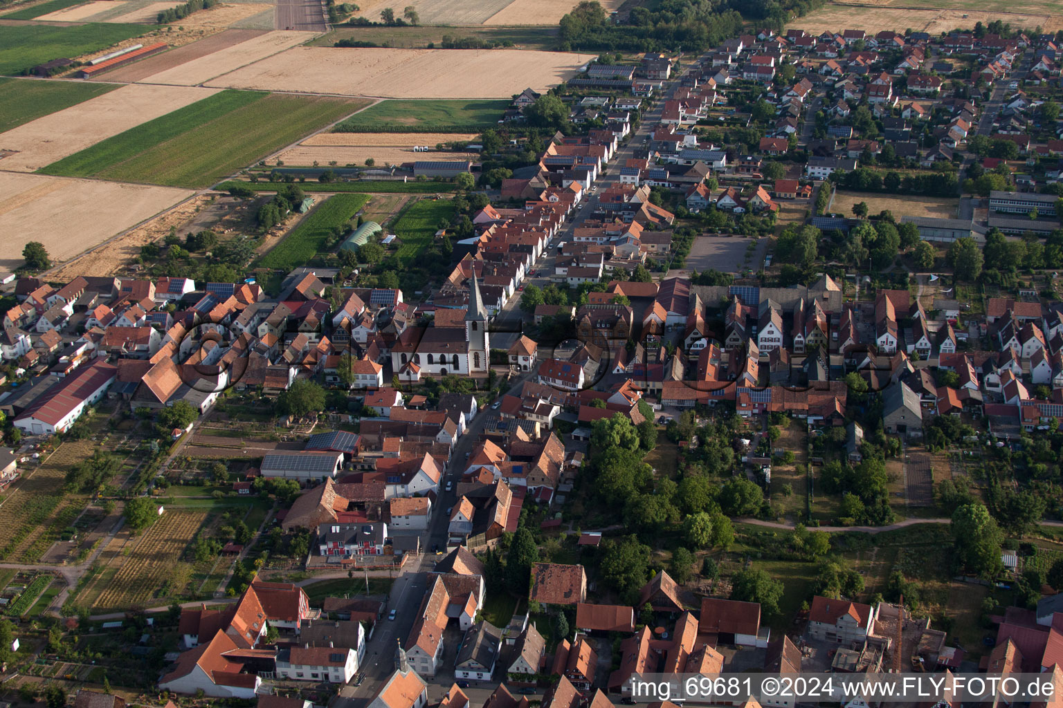 Quartier Ottersheim in Ottersheim bei Landau dans le département Rhénanie-Palatinat, Allemagne d'en haut