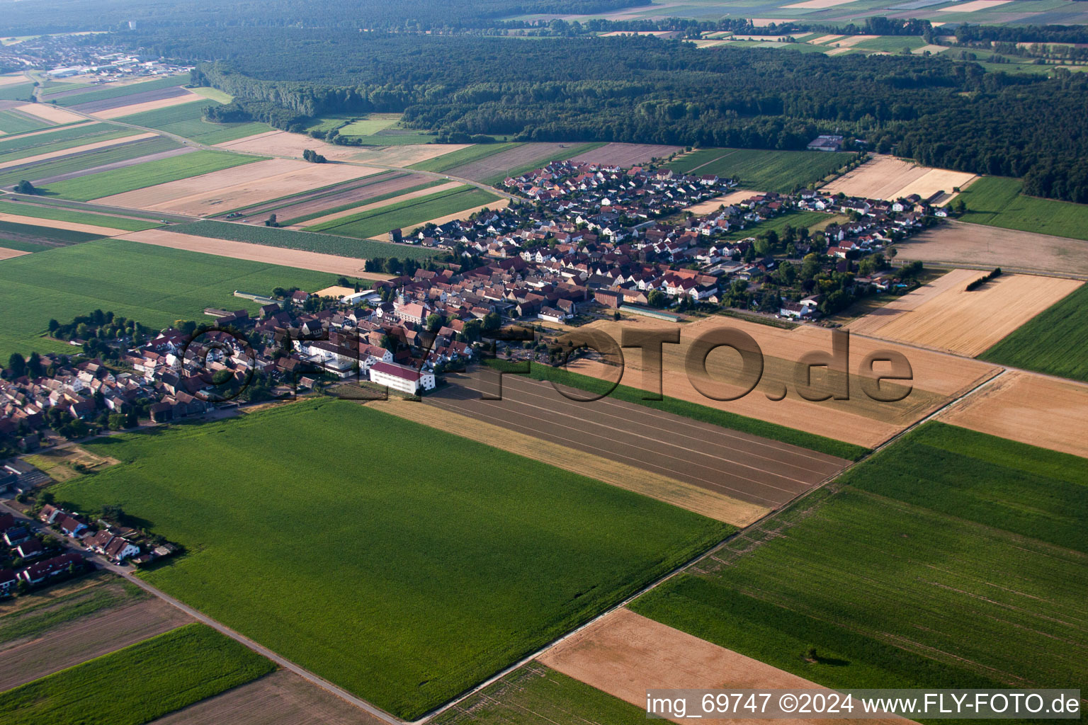 Quartier Hayna in Herxheim bei Landau dans le département Rhénanie-Palatinat, Allemagne depuis l'avion