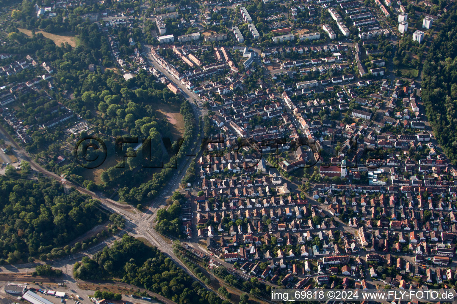 Quartier Daxlanden in Karlsruhe dans le département Bade-Wurtemberg, Allemagne vue du ciel