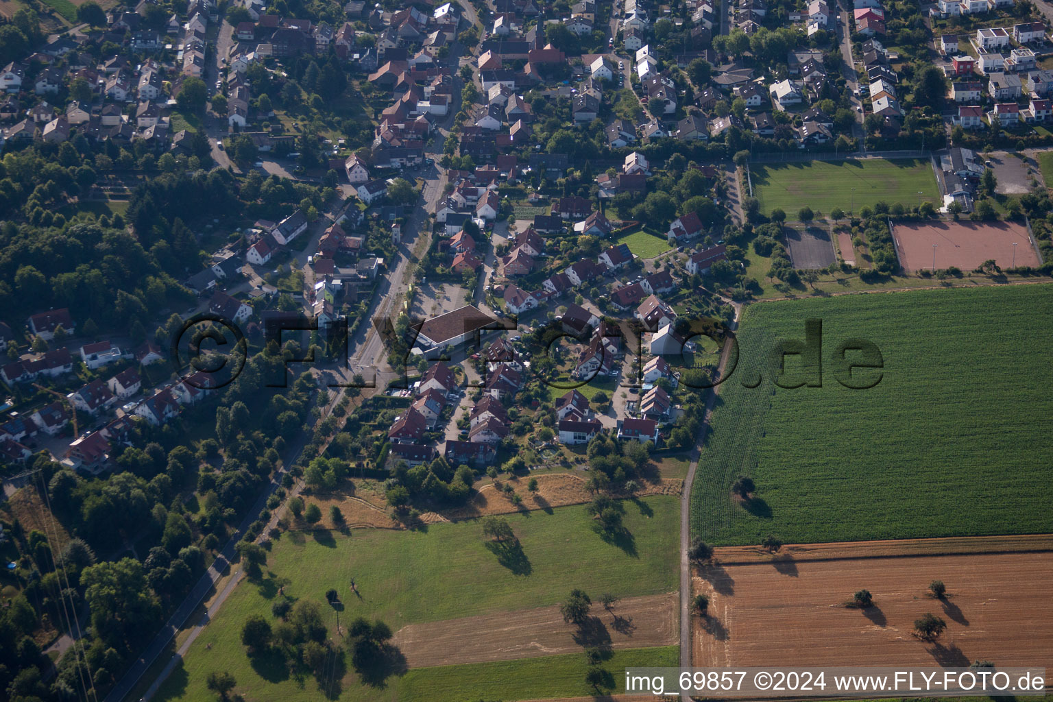 Vue d'oiseau de Quartier Palmbach in Karlsruhe dans le département Bade-Wurtemberg, Allemagne