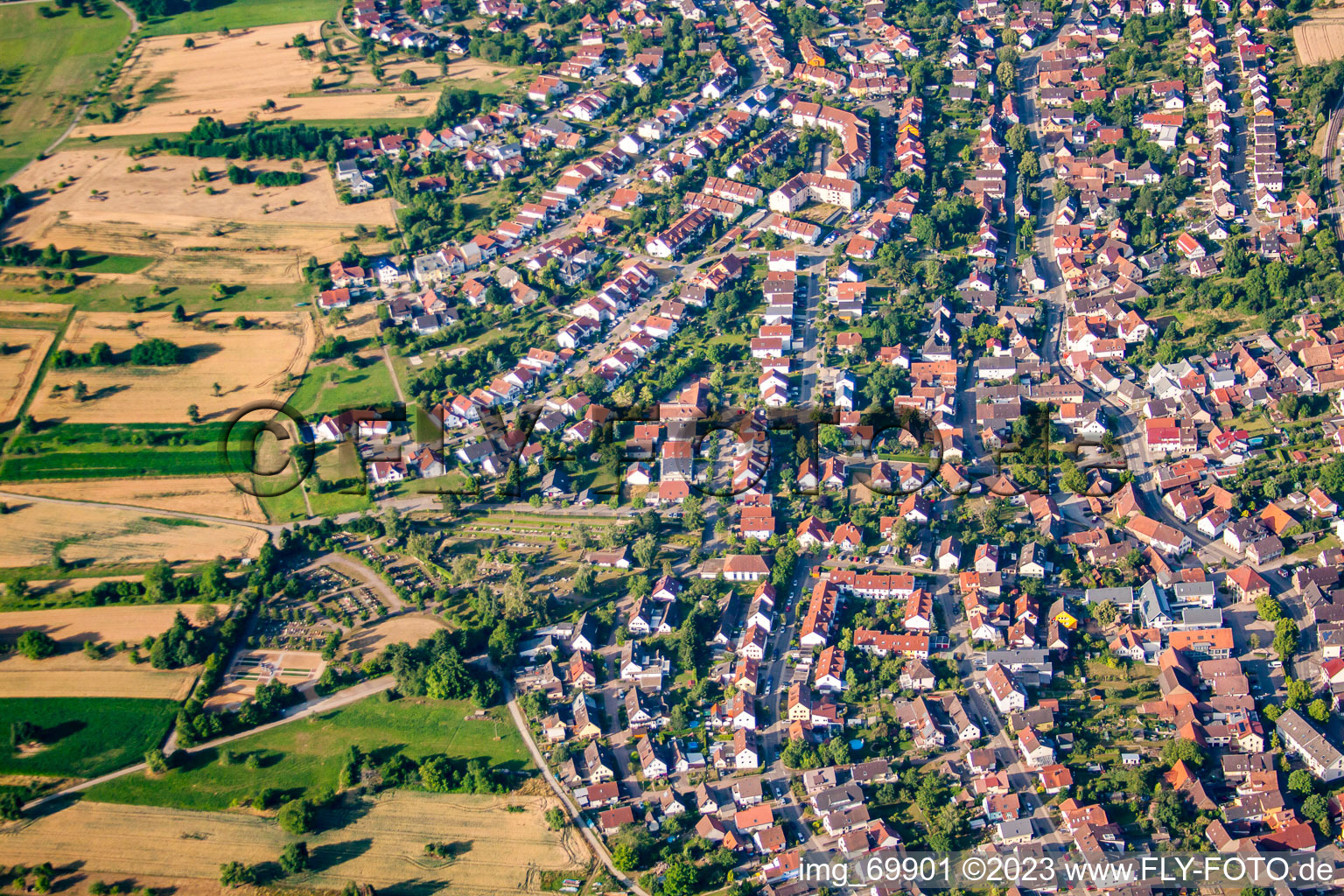 Photographie aérienne de Quartier Langensteinbach in Karlsbad dans le département Bade-Wurtemberg, Allemagne