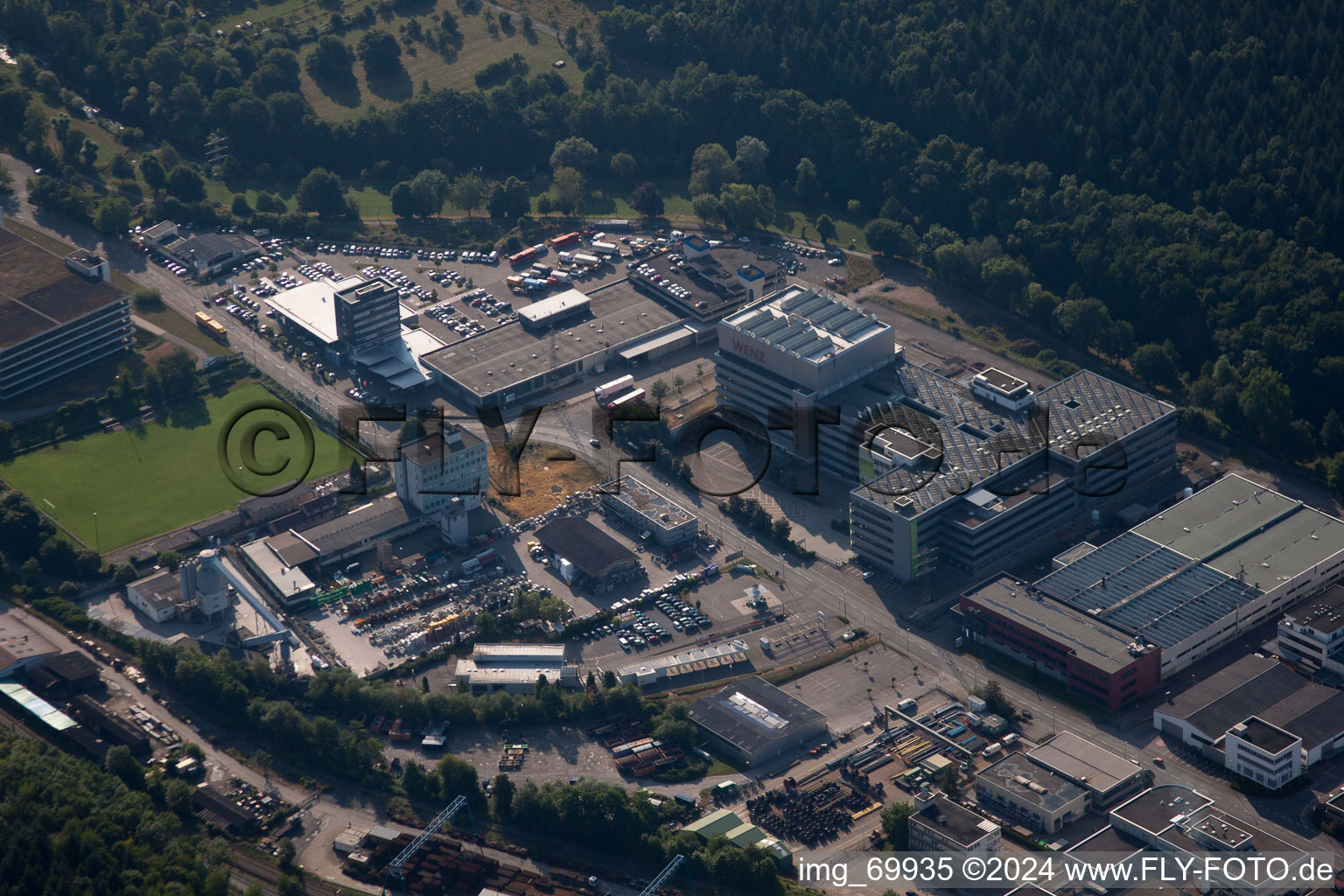 Vue aérienne de Birkenfeld dans le département Bade-Wurtemberg, Allemagne