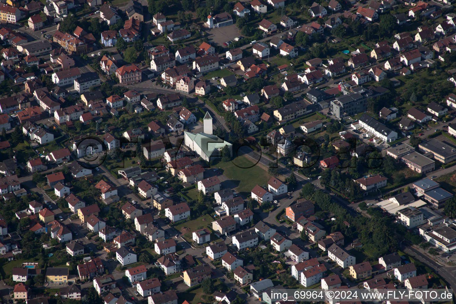 Pforzheim dans le département Bade-Wurtemberg, Allemagne vue du ciel