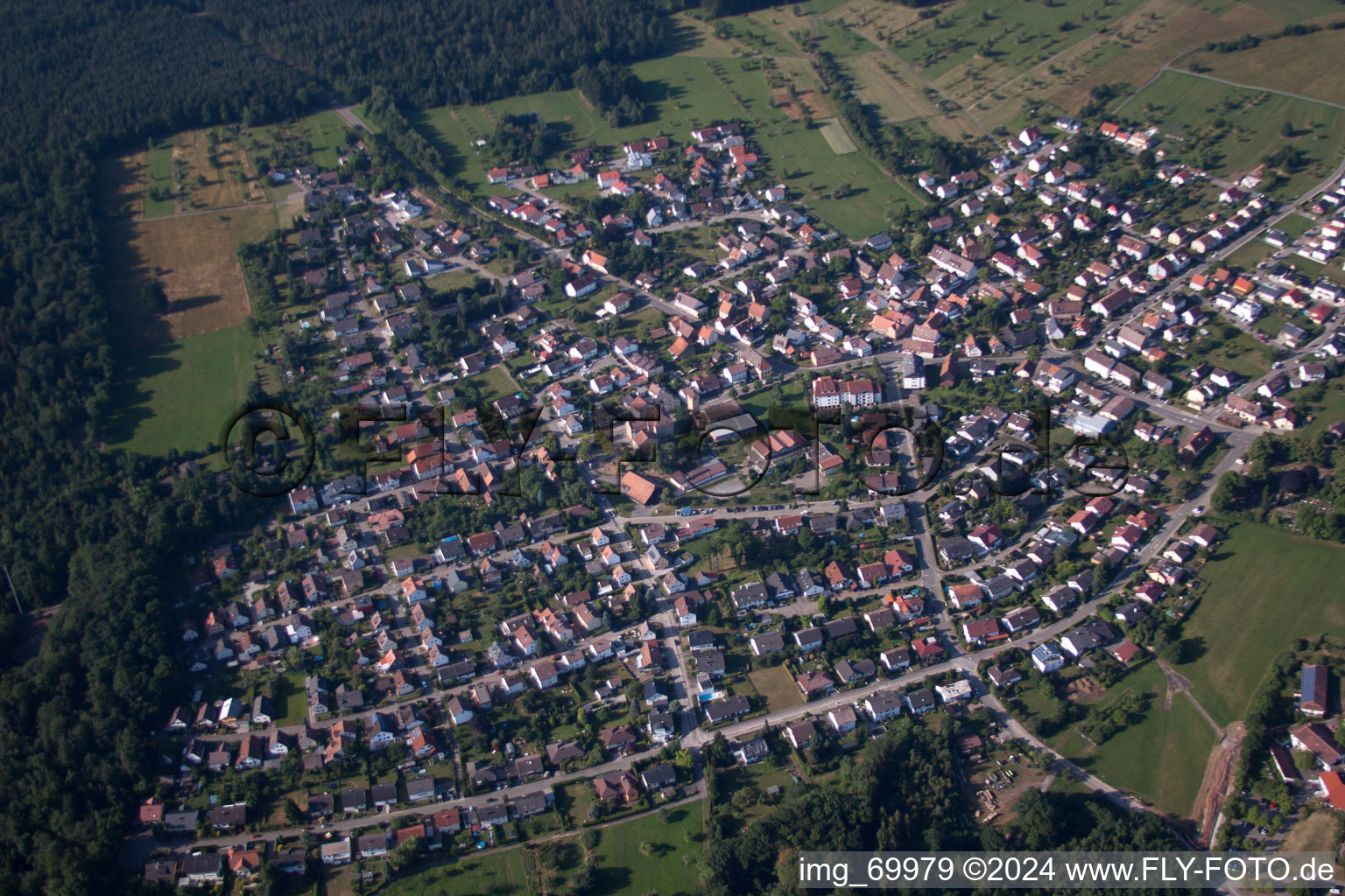 Vue aérienne de Quartier Hohenwart in Pforzheim dans le département Bade-Wurtemberg, Allemagne