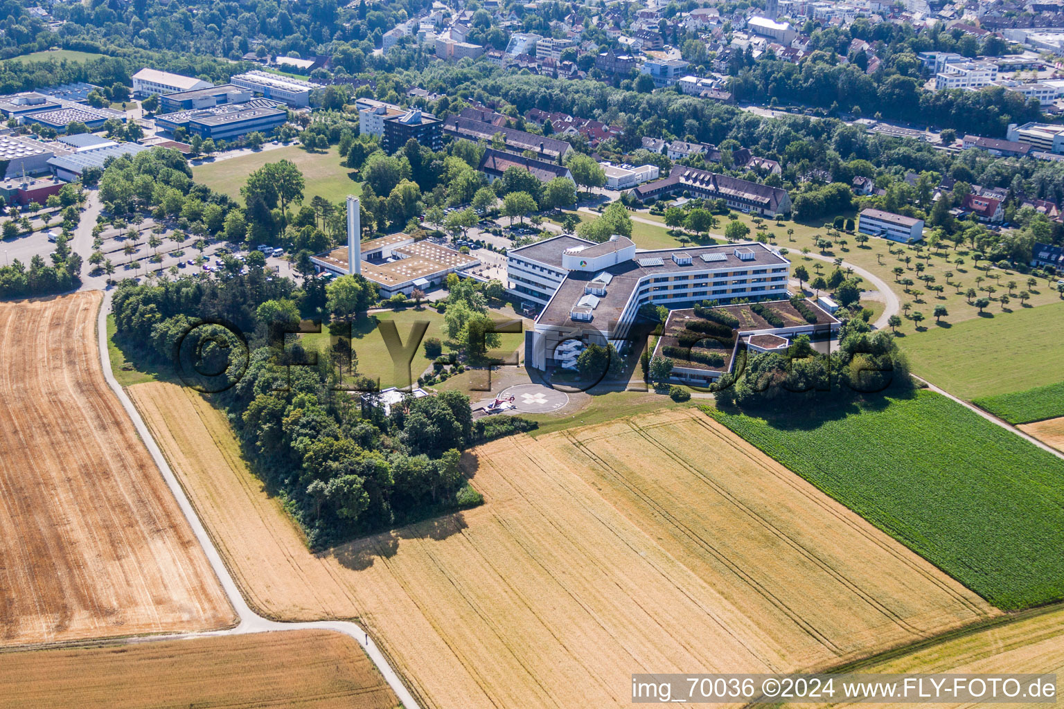 Vue aérienne de Terrain clinique de l'hôpital de district à Leonberg dans le département Bade-Wurtemberg, Allemagne