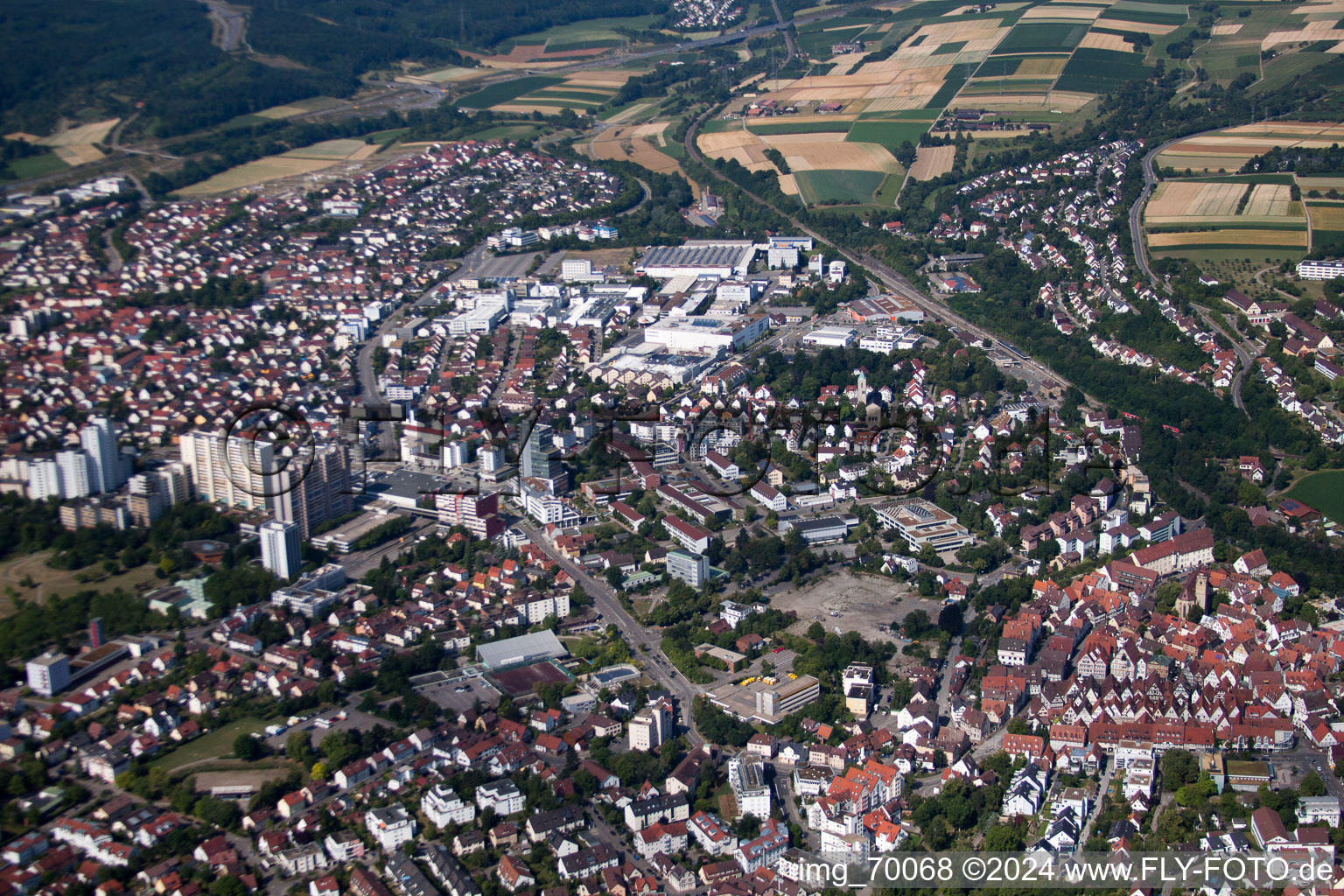 Leonberg dans le département Bade-Wurtemberg, Allemagne du point de vue du drone