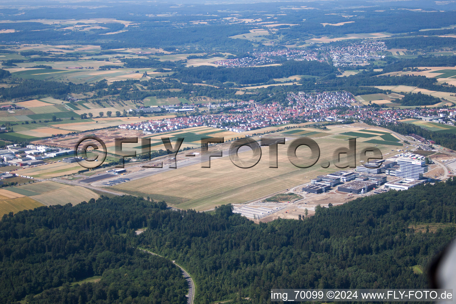 Vue aérienne de Aérodrome de planeurs de Malmsheim du SFC Leonberg à Renningen dans le département Bade-Wurtemberg, Allemagne