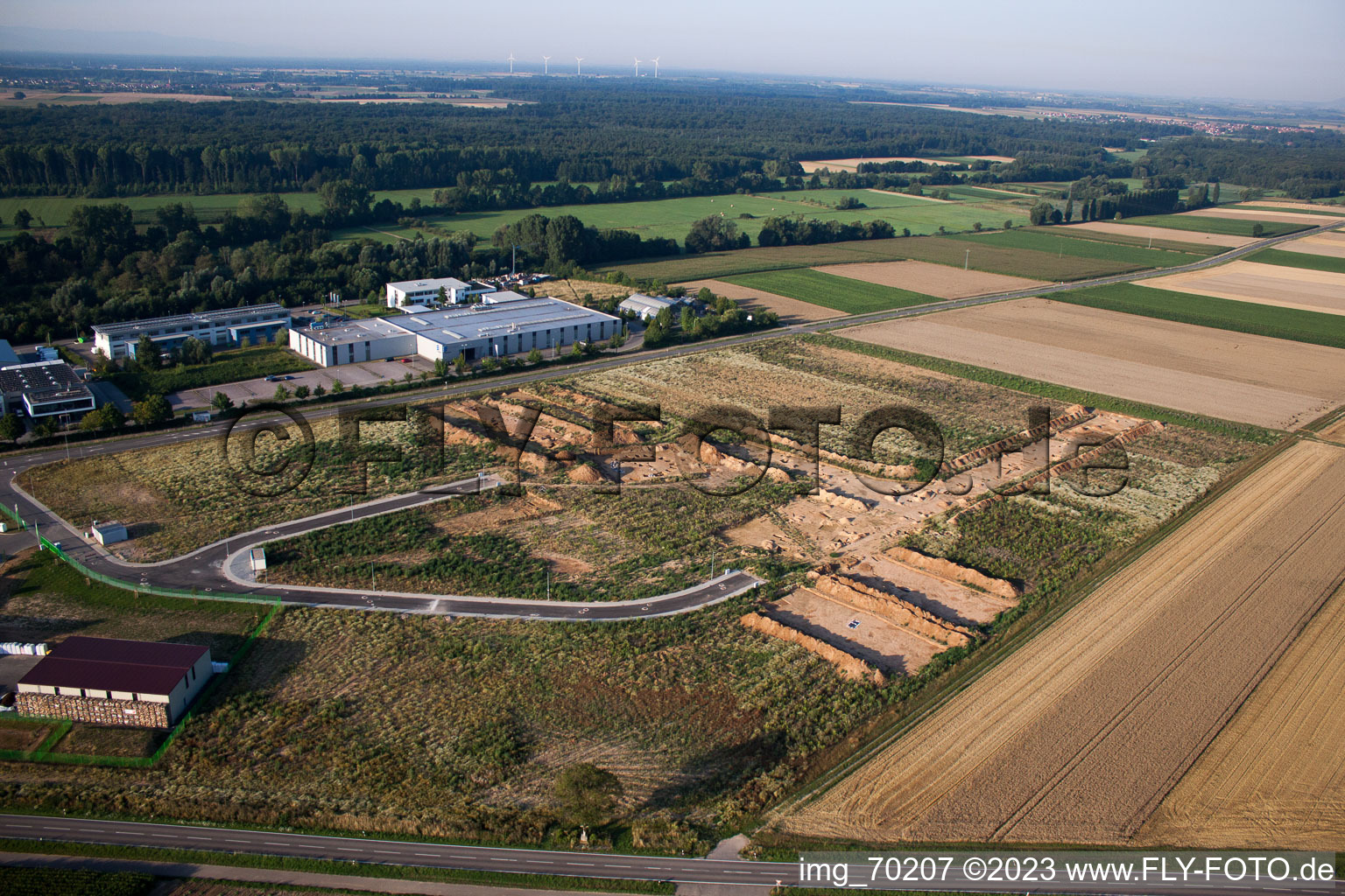 Fouilles archéologiques dans la nouvelle zone commerciale NW à le quartier Herxheim in Herxheim bei Landau dans le département Rhénanie-Palatinat, Allemagne d'en haut