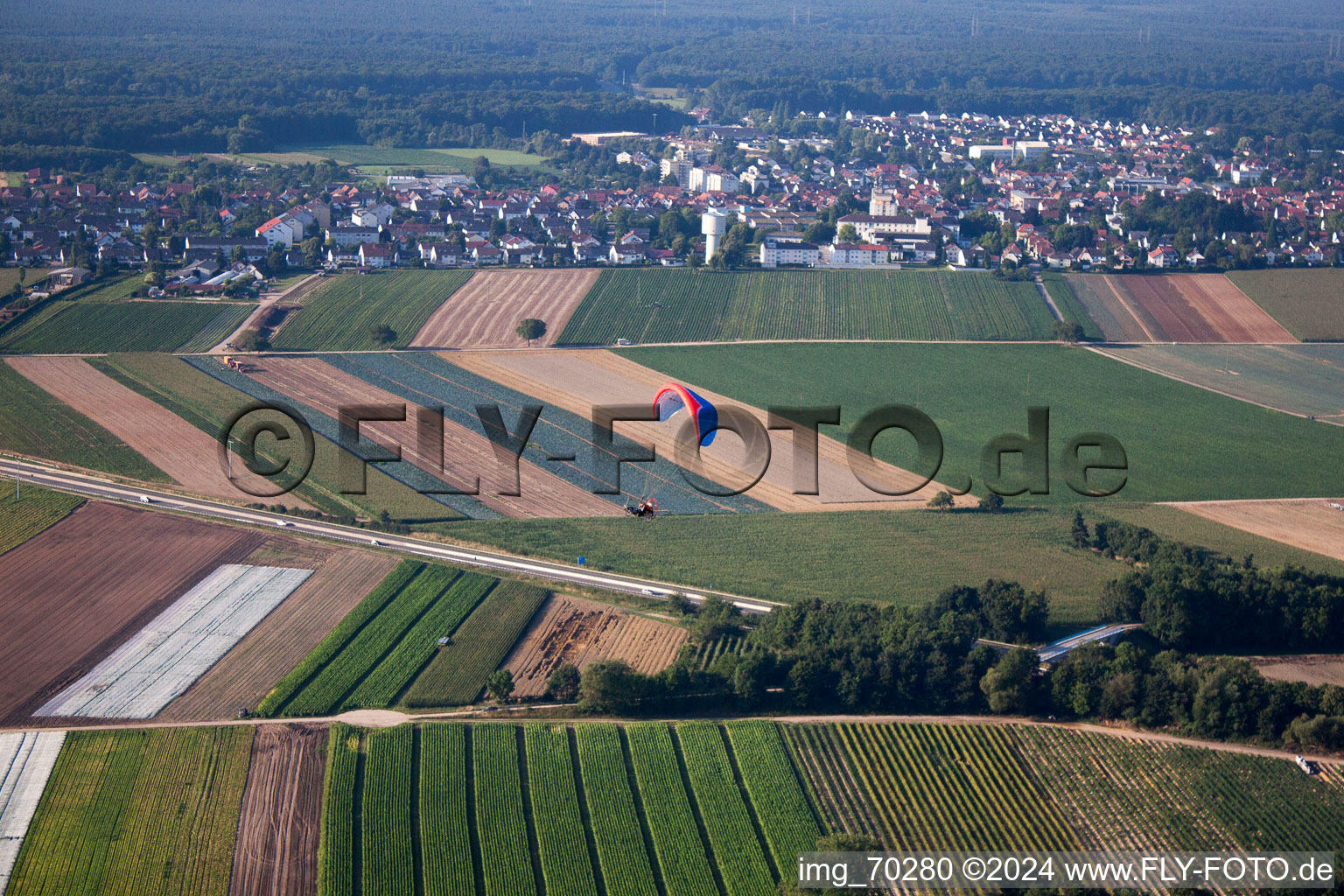 Vue oblique de Du nord à Kandel dans le département Rhénanie-Palatinat, Allemagne