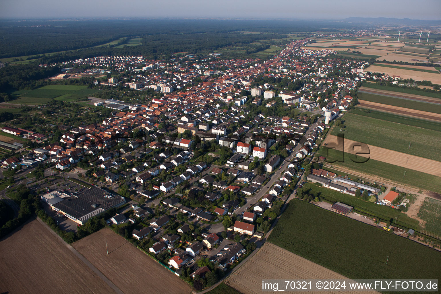 Vue aérienne de Kandel dans le département Rhénanie-Palatinat, Allemagne