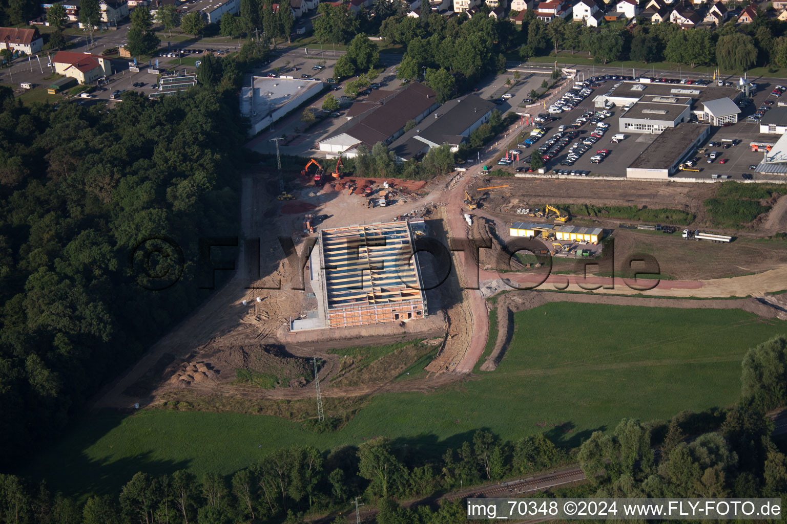 Nouveau bâtiment Edeka à Kandel dans le département Rhénanie-Palatinat, Allemagne vue du ciel