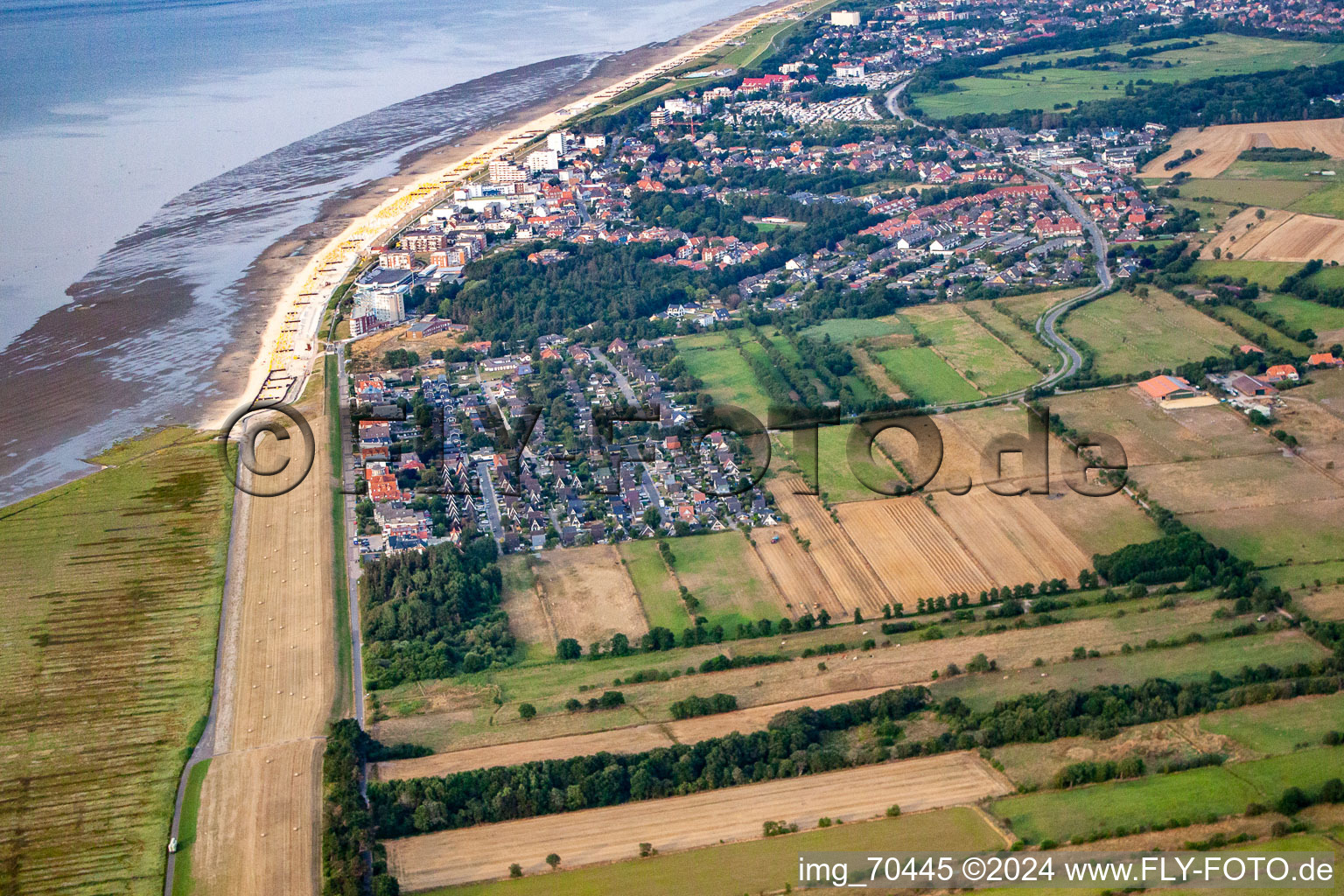 Vue aérienne de Côte maritime de la mer du Nord à le quartier Duhnen in Cuxhaven dans le département Basse-Saxe, Allemagne