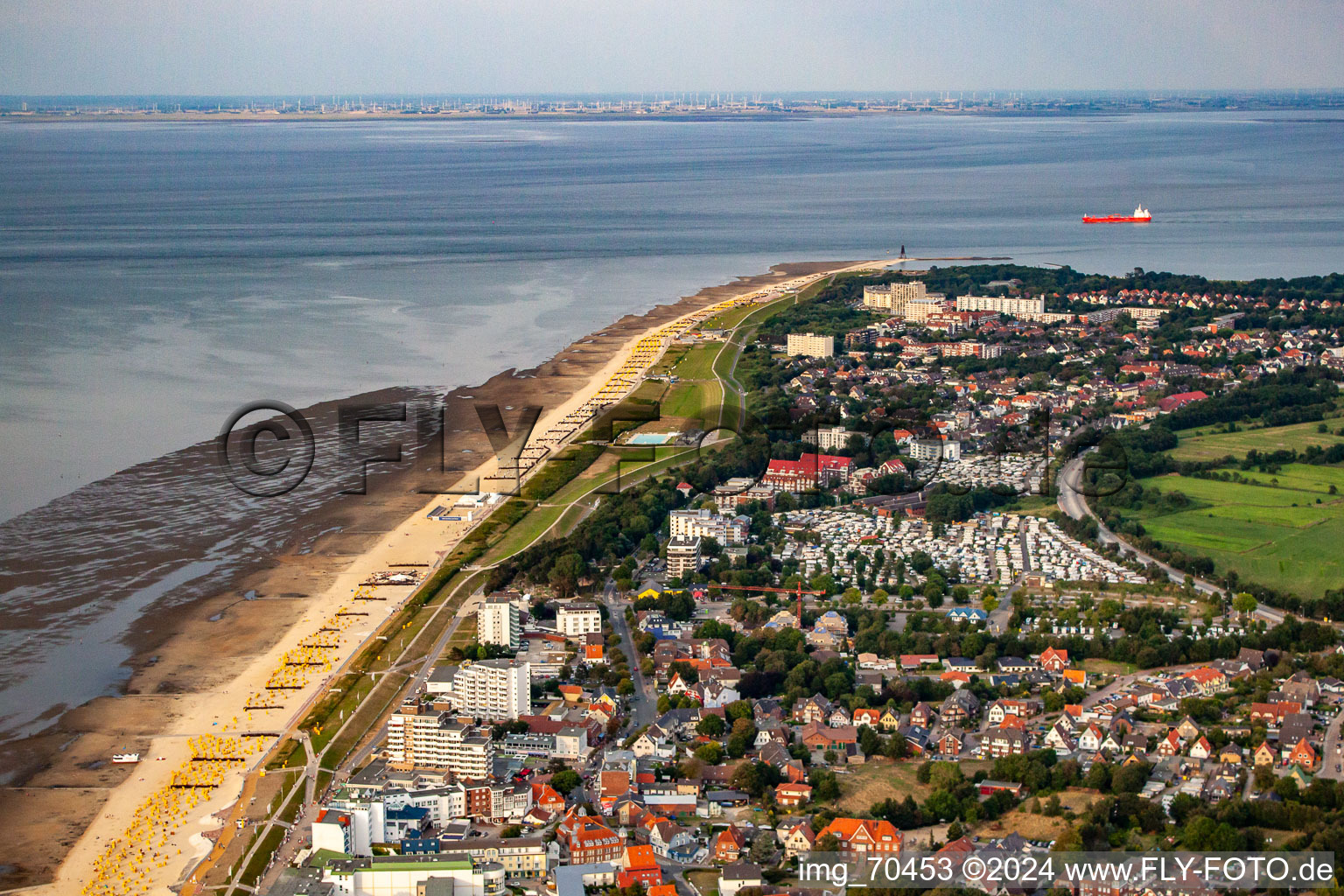 Vue aérienne de Côte maritime de la mer du Nord à le quartier Duhnen in Cuxhaven dans le département Basse-Saxe, Allemagne