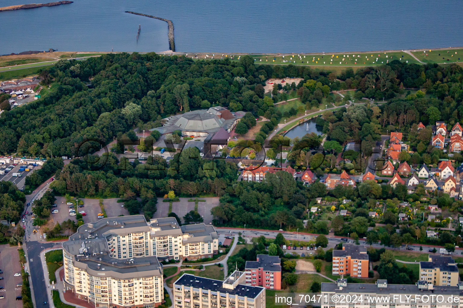 Vue aérienne de Résidence Kurpark à le quartier Döse in Cuxhaven dans le département Basse-Saxe, Allemagne