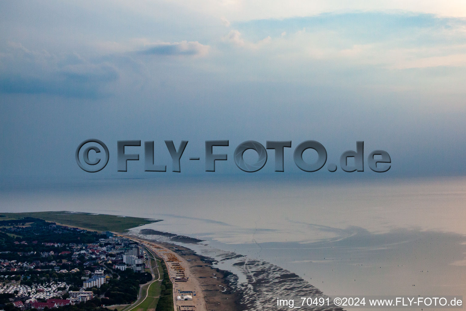 Vue aérienne de De l'est à le quartier Duhnen in Cuxhaven dans le département Basse-Saxe, Allemagne