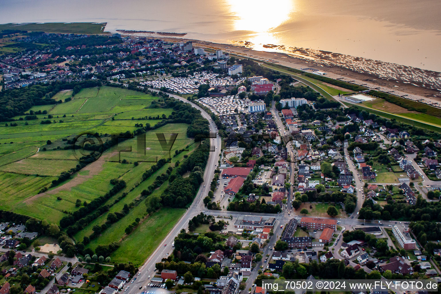 Vue aérienne de De l'est à le quartier Döse in Cuxhaven dans le département Basse-Saxe, Allemagne