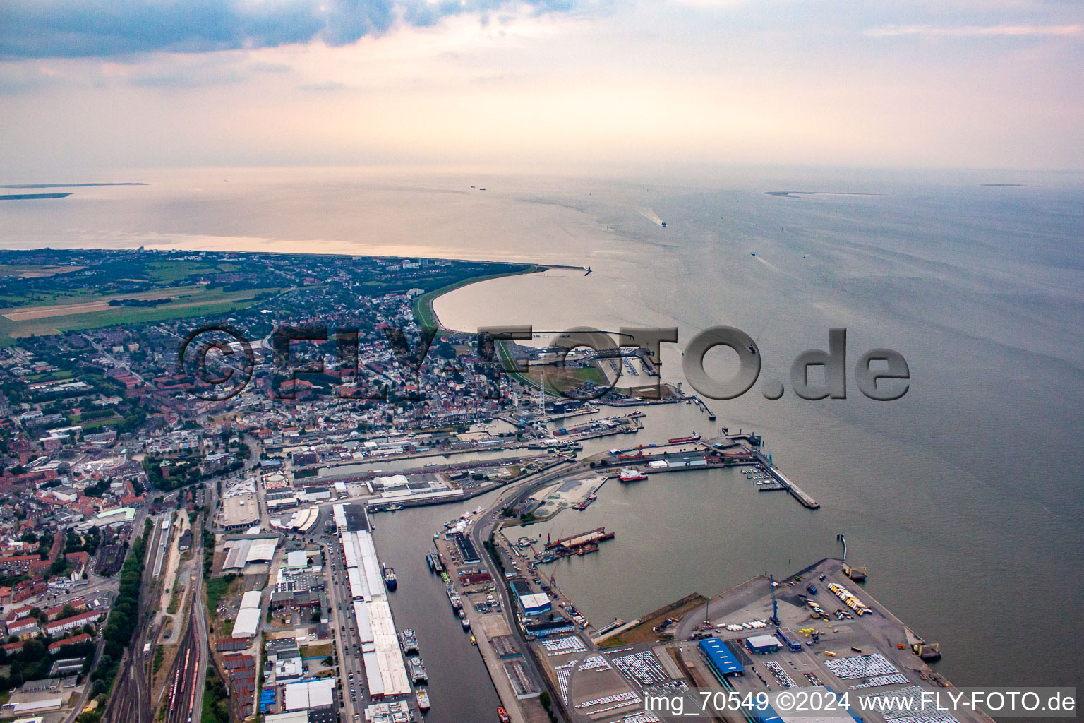 Vue aérienne de Port américain à Cuxhaven dans le département Basse-Saxe, Allemagne