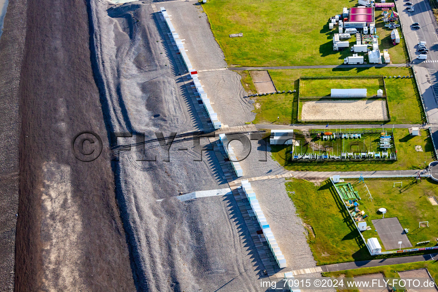 Photographie aérienne de Cabanes de plage de Cayeux à Cayeux-sur-Mer dans le département Somme, France