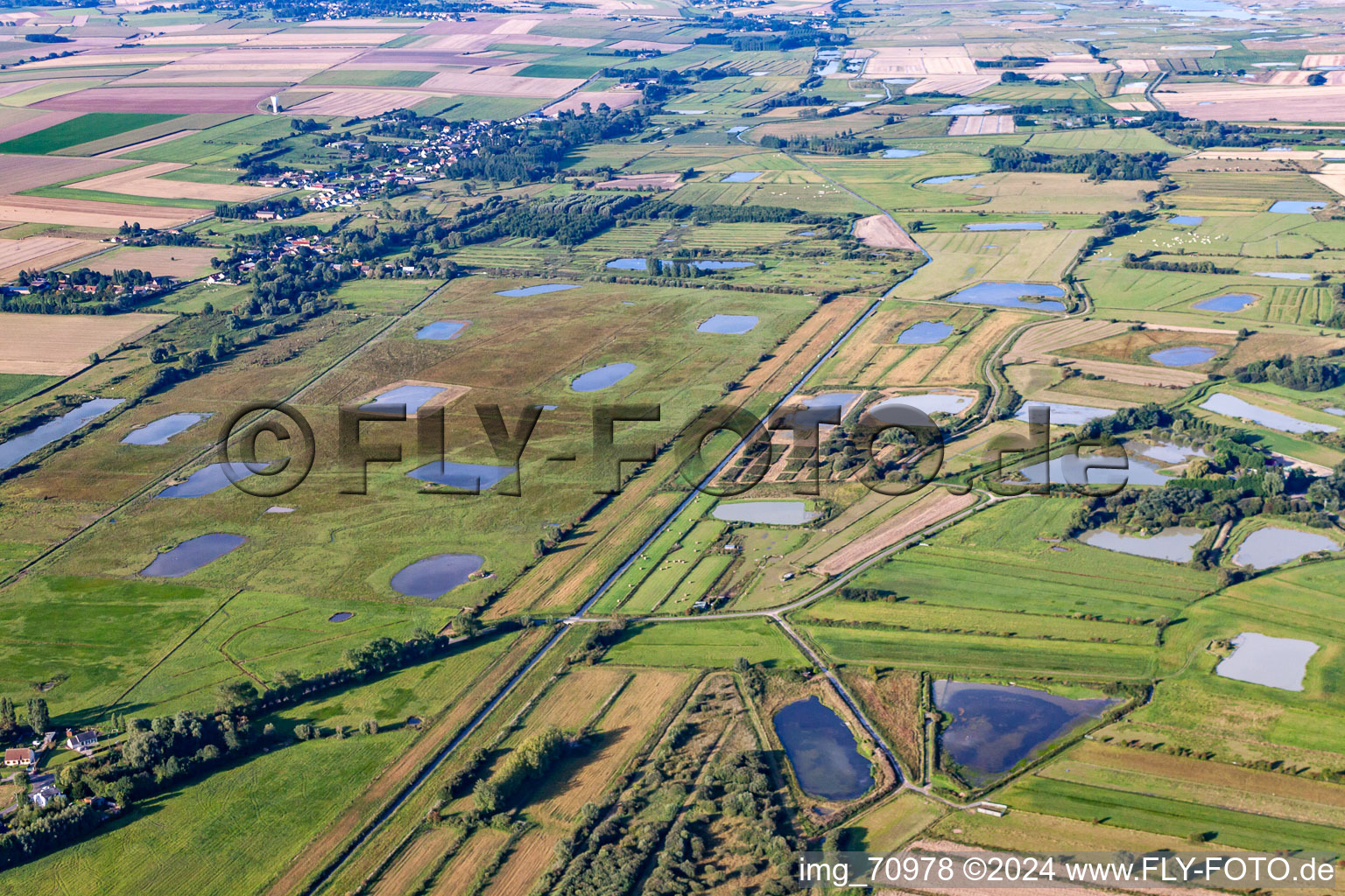 Vue aérienne de Lanchères dans le département Somme, France