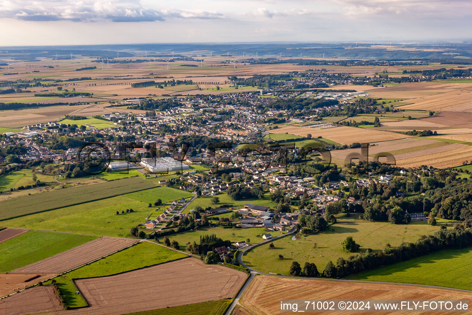 Vue oblique de Bourseville dans le département Somme, France