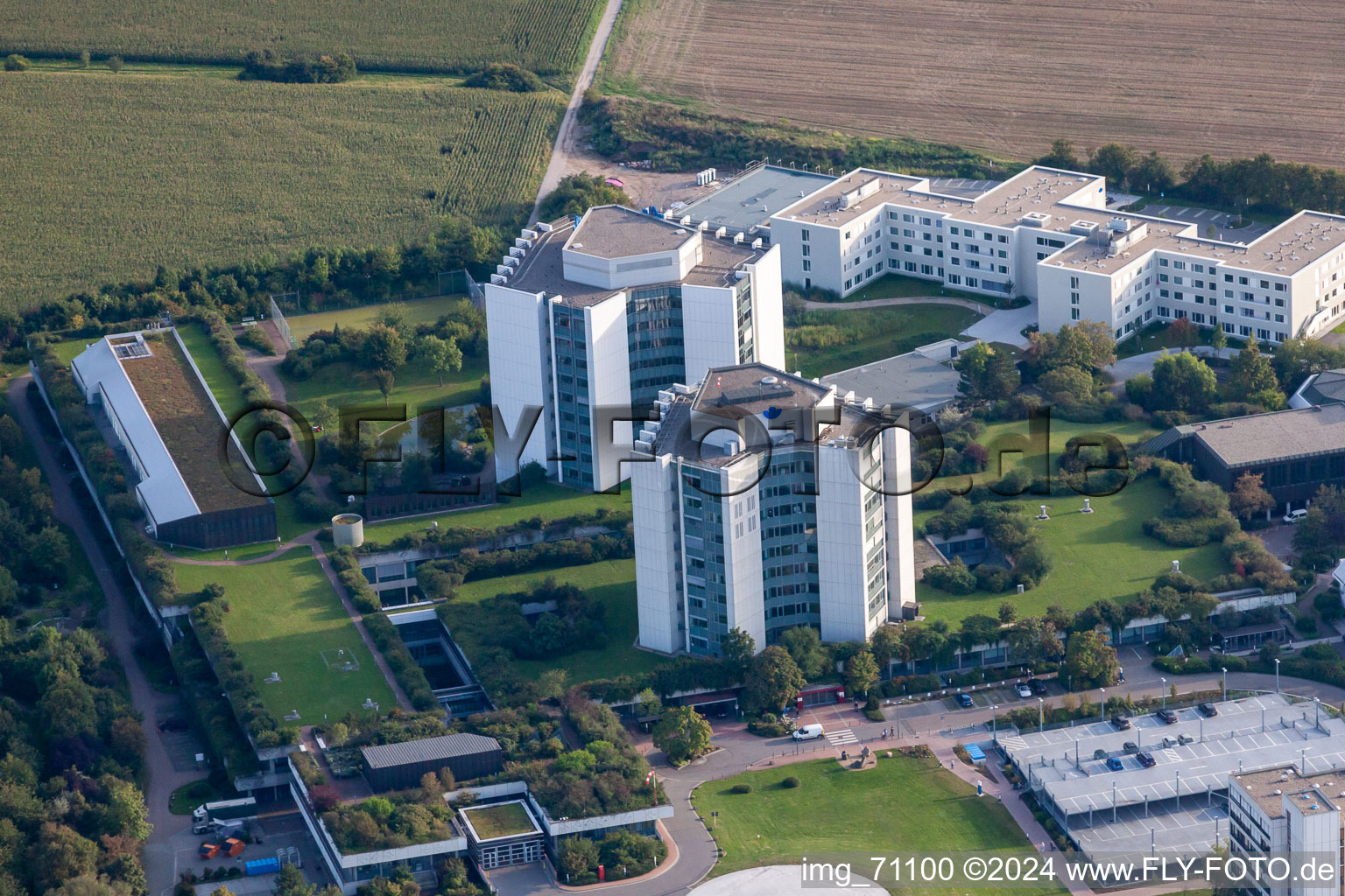 Vue d'oiseau de Clinique des accidents BG à le quartier Oggersheim in Ludwigshafen am Rhein dans le département Rhénanie-Palatinat, Allemagne