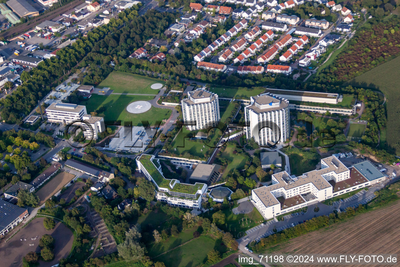 Clinique des accidents BG à le quartier Oggersheim in Ludwigshafen am Rhein dans le département Rhénanie-Palatinat, Allemagne vue d'en haut