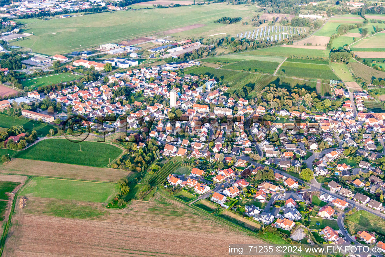 Photographie aérienne de Quartier Lachen in Neustadt an der Weinstraße dans le département Rhénanie-Palatinat, Allemagne