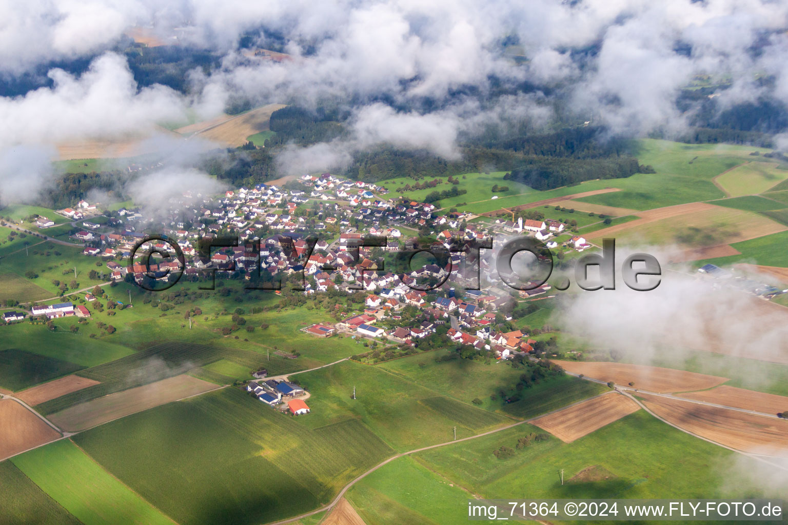 Vue aérienne de Quartier de Hattingen à Immendingen dans le département Bade-Wurtemberg, Allemagne