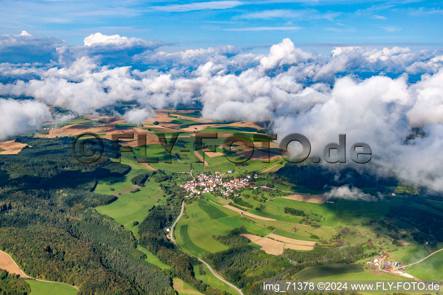 Vue aérienne de Quartier Zimmerholz in Engen dans le département Bade-Wurtemberg, Allemagne