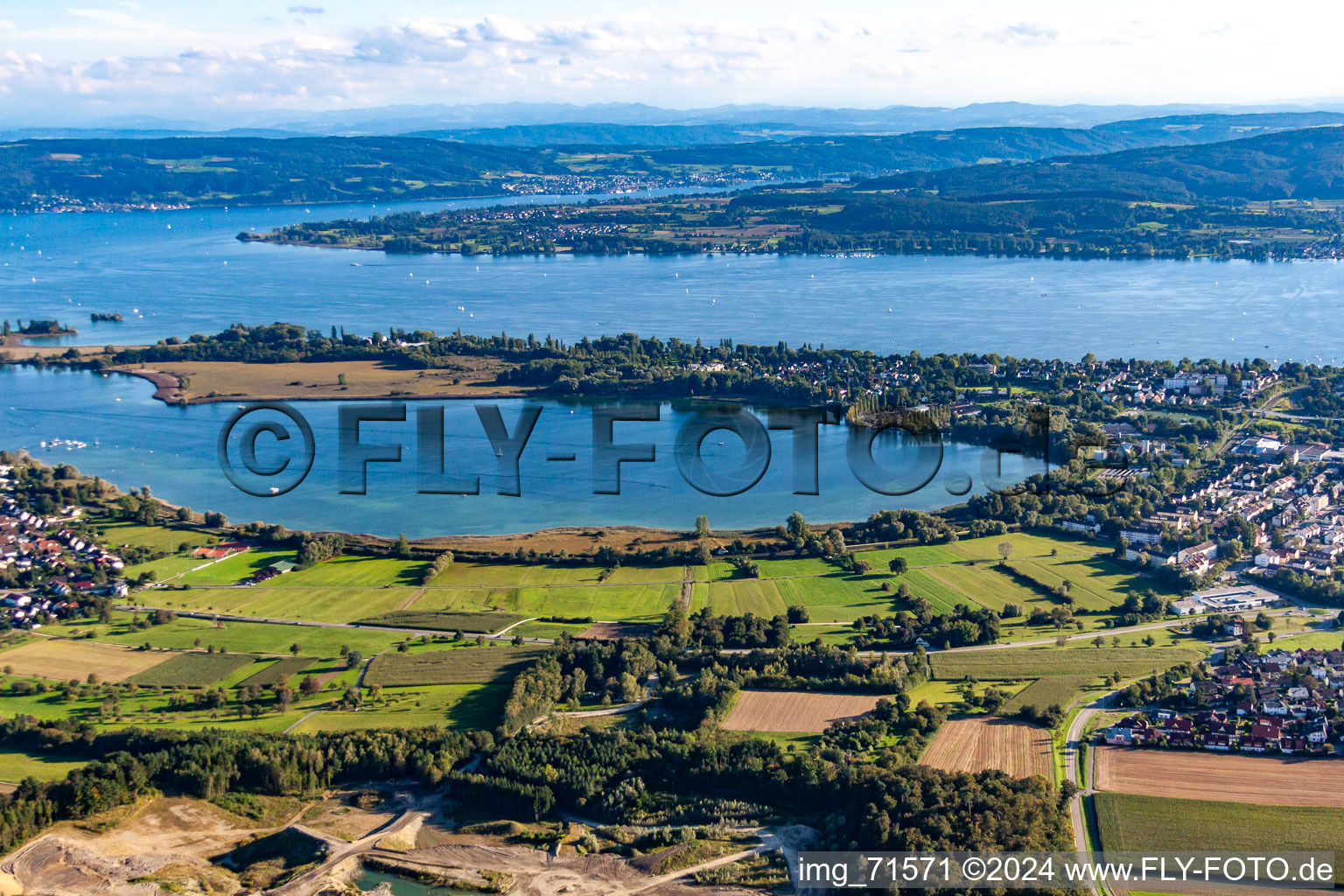 Vue aérienne de Presqu'île de Mettnau à Radolfzell am Bodensee dans le département Bade-Wurtemberg, Allemagne