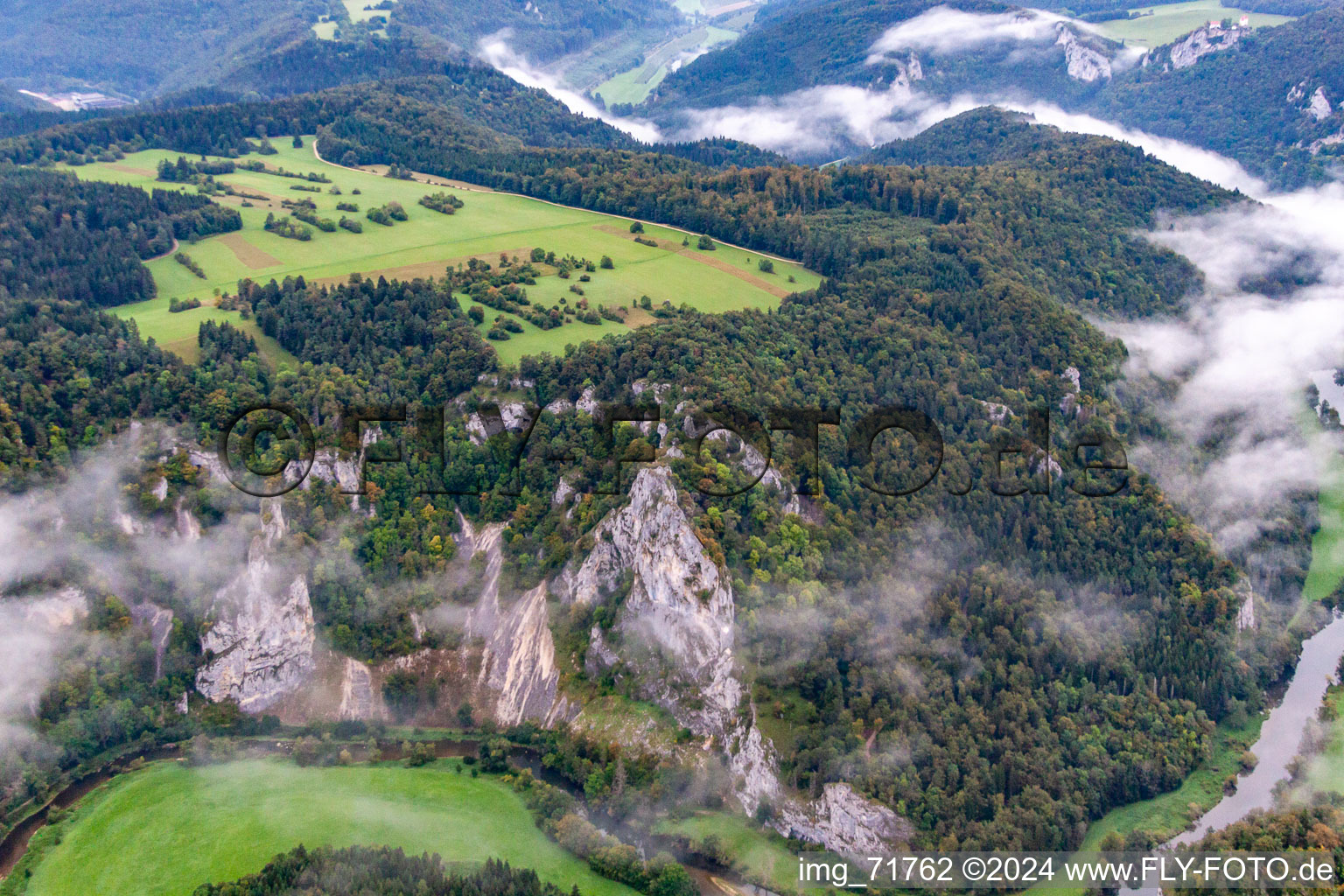 Percée du Danube à Fridingen an der Donau dans le département Bade-Wurtemberg, Allemagne hors des airs