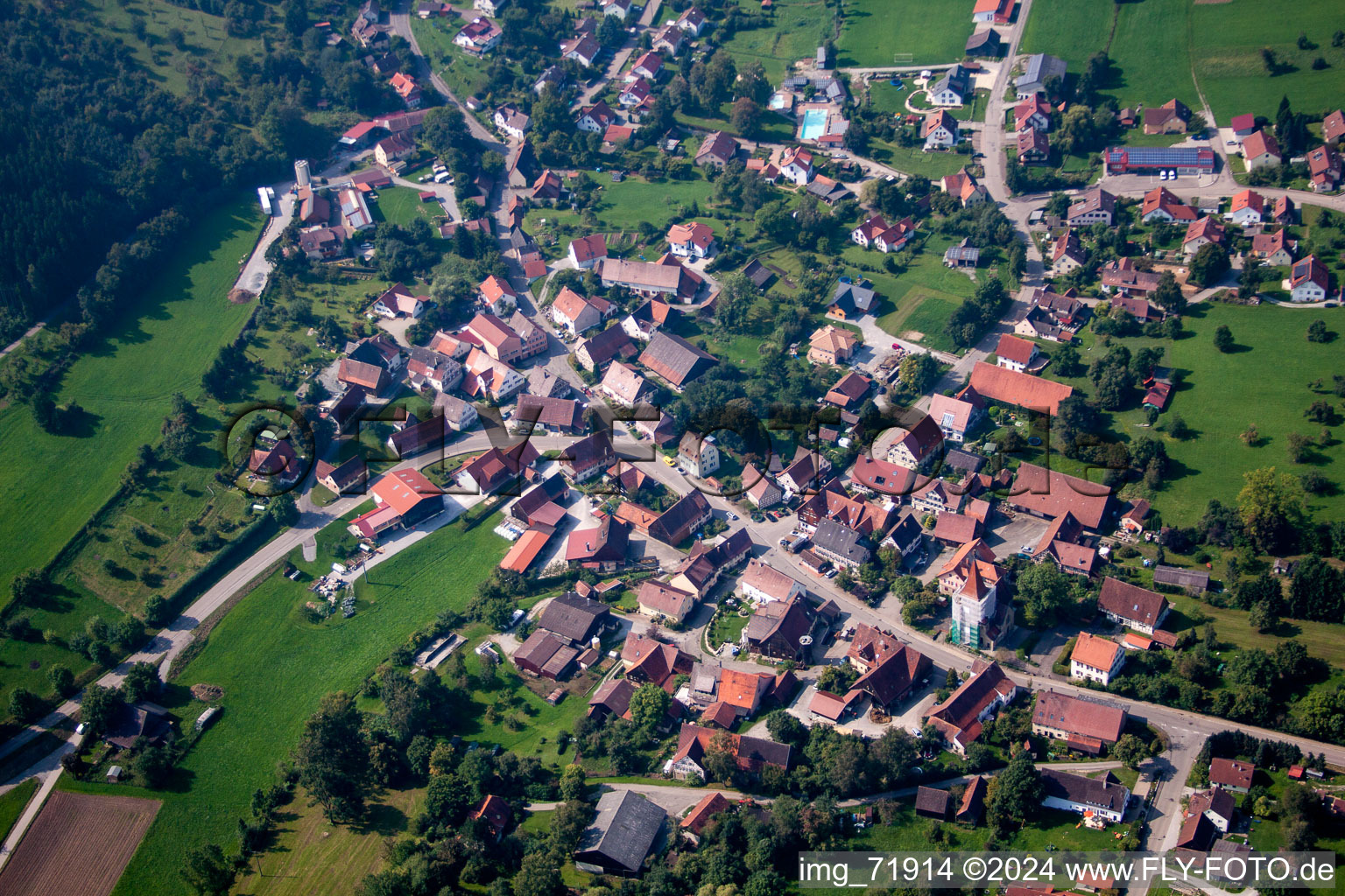 Vue oblique de Geifertshofen dans le département Bade-Wurtemberg, Allemagne