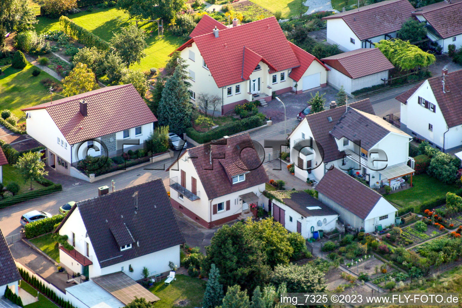 Vue oblique de Mühlstr à Barbelroth dans le département Rhénanie-Palatinat, Allemagne