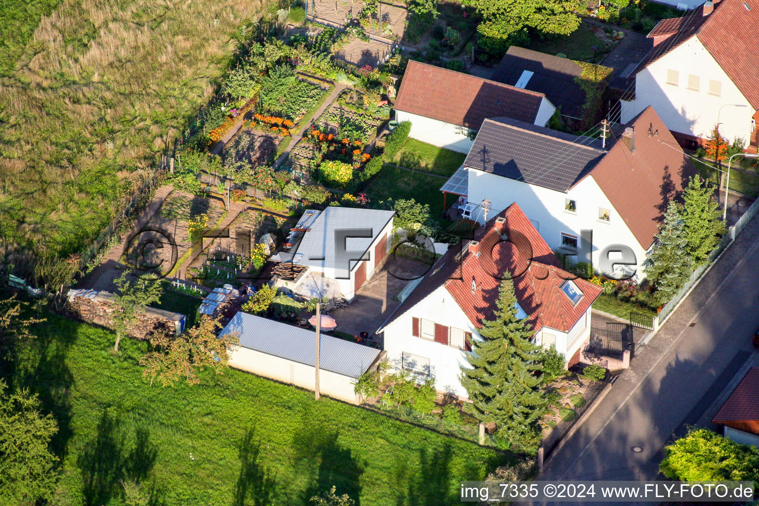 Mühlstr à Barbelroth dans le département Rhénanie-Palatinat, Allemagne vue d'en haut