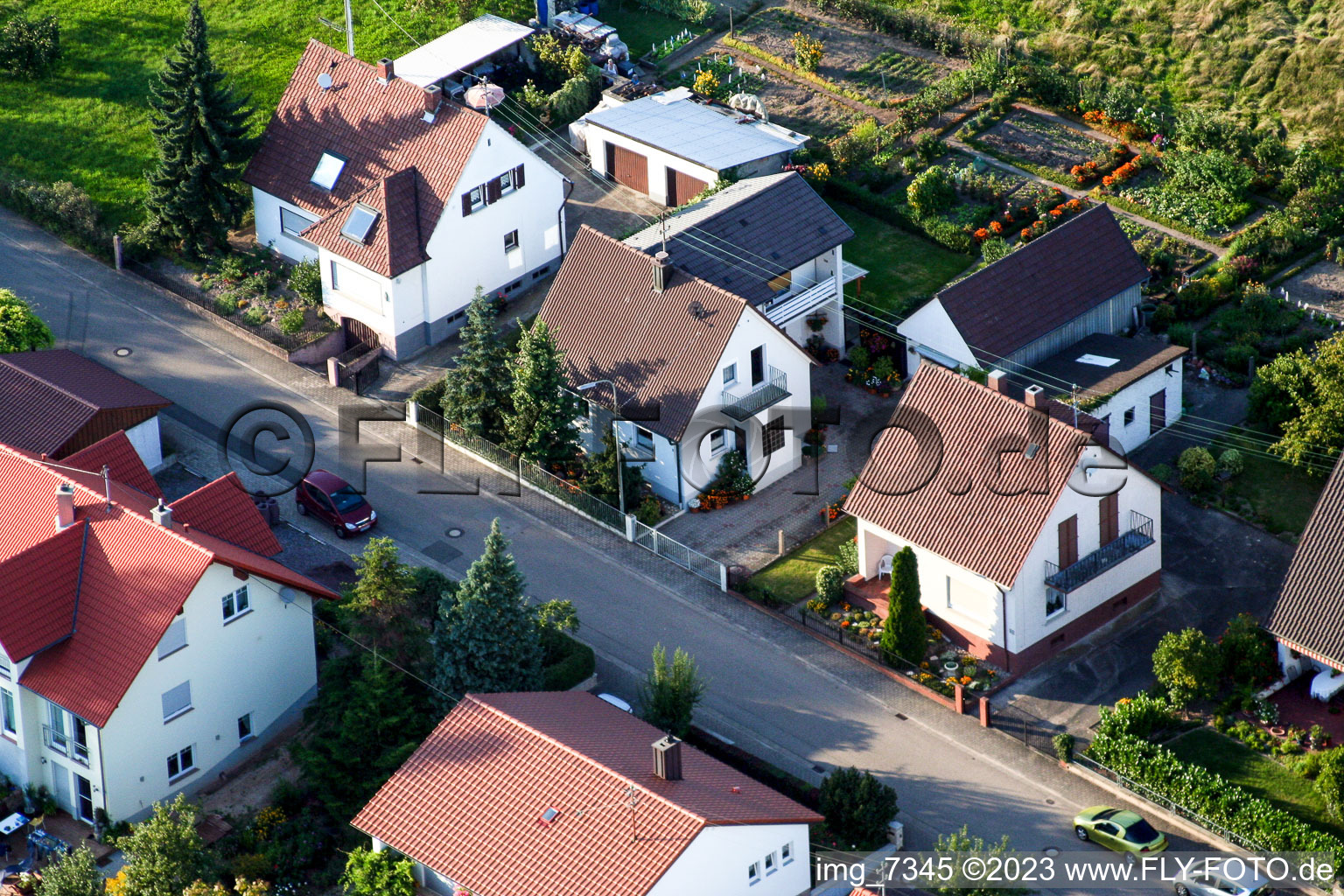 Mühlstr à Barbelroth dans le département Rhénanie-Palatinat, Allemagne du point de vue du drone
