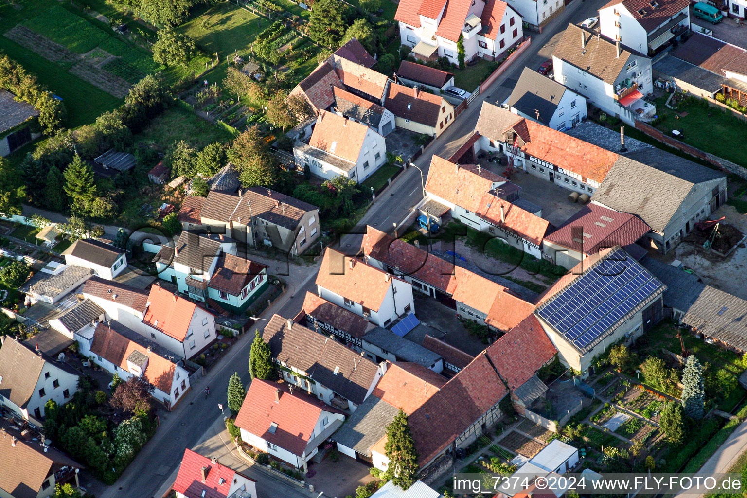 Photographie aérienne de Saarstrasse depuis le sud-ouest à Kandel dans le département Rhénanie-Palatinat, Allemagne