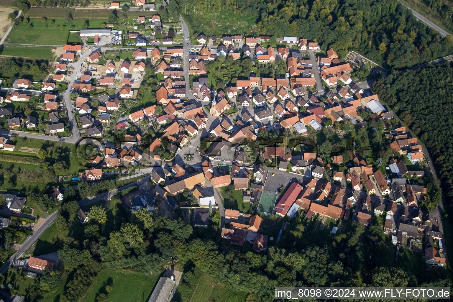 Vue oblique de Schaffhouse près de Seltz à Schaffhouse-près-Seltz dans le département Bas Rhin, France