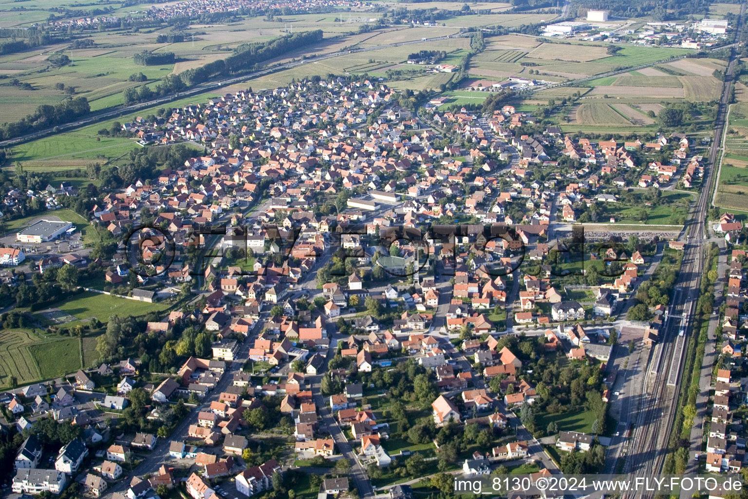 Vue aérienne de Offendorf dans le département Bas Rhin, France