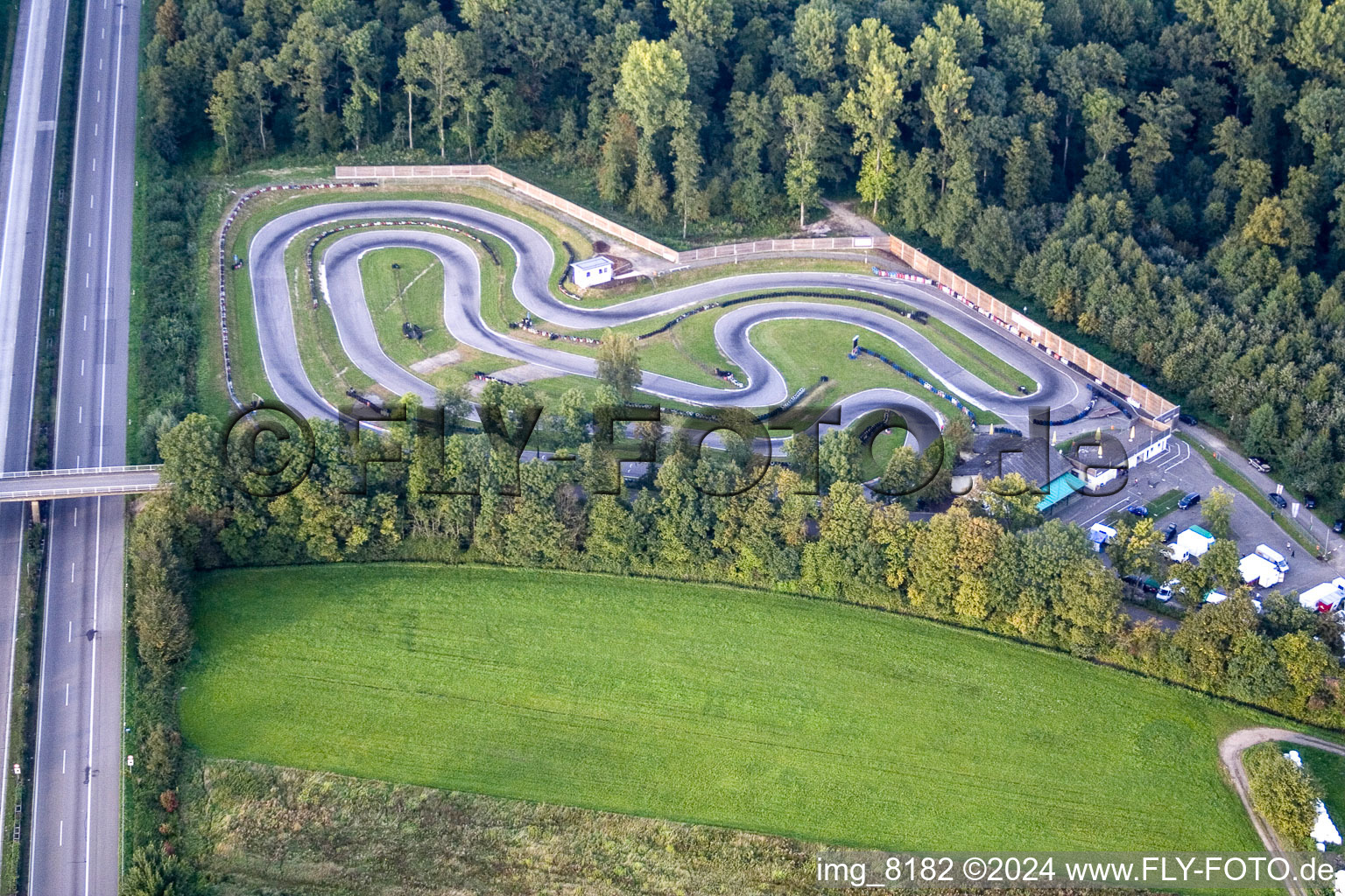 Vue aérienne de Circuit de course de kart RMSV Urloffe à le quartier Urloffen in Appenweier dans le département Bade-Wurtemberg, Allemagne