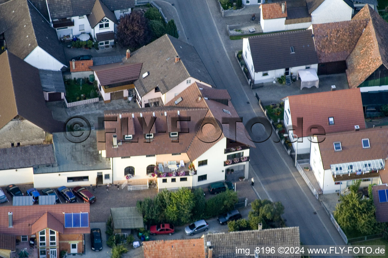 Vue aérienne de Adlerstube à le quartier Urloffen in Appenweier dans le département Bade-Wurtemberg, Allemagne