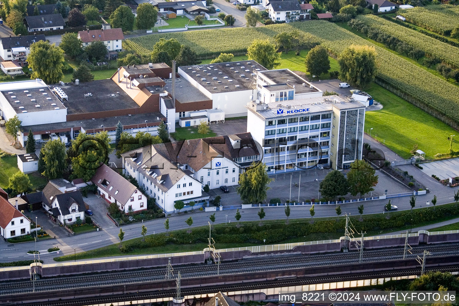 Vue aérienne de Klocke Pharma à le quartier Urloffen in Appenweier dans le département Bade-Wurtemberg, Allemagne