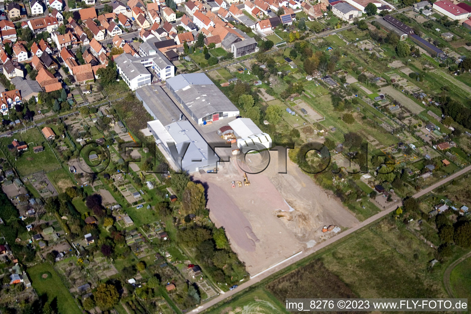 Vue aérienne de Nouveau bâtiment DBK, dans les jardins d'herbes aromatiques à Kandel dans le département Rhénanie-Palatinat, Allemagne