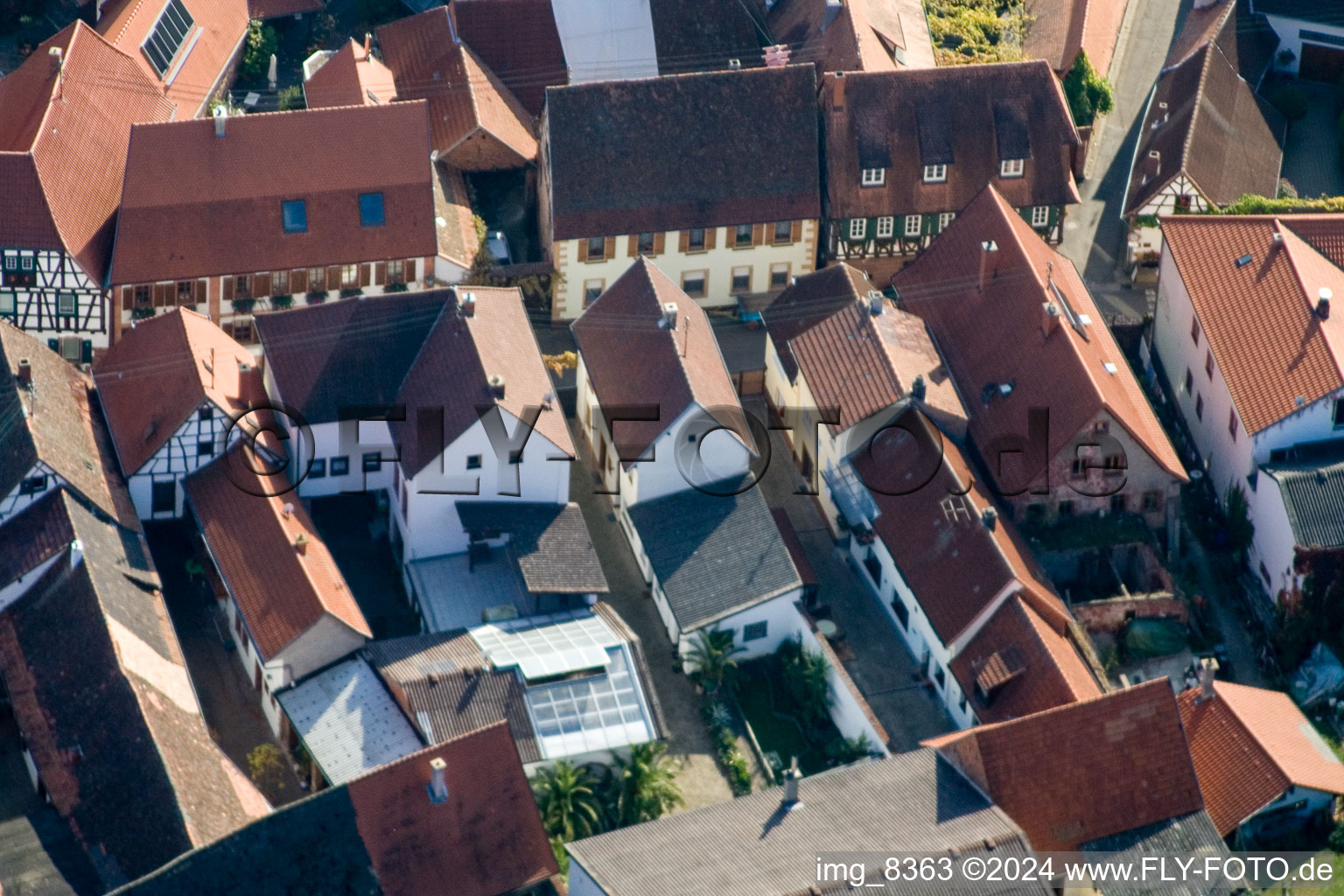 Enregistrement par drone de Birkweiler dans le département Rhénanie-Palatinat, Allemagne