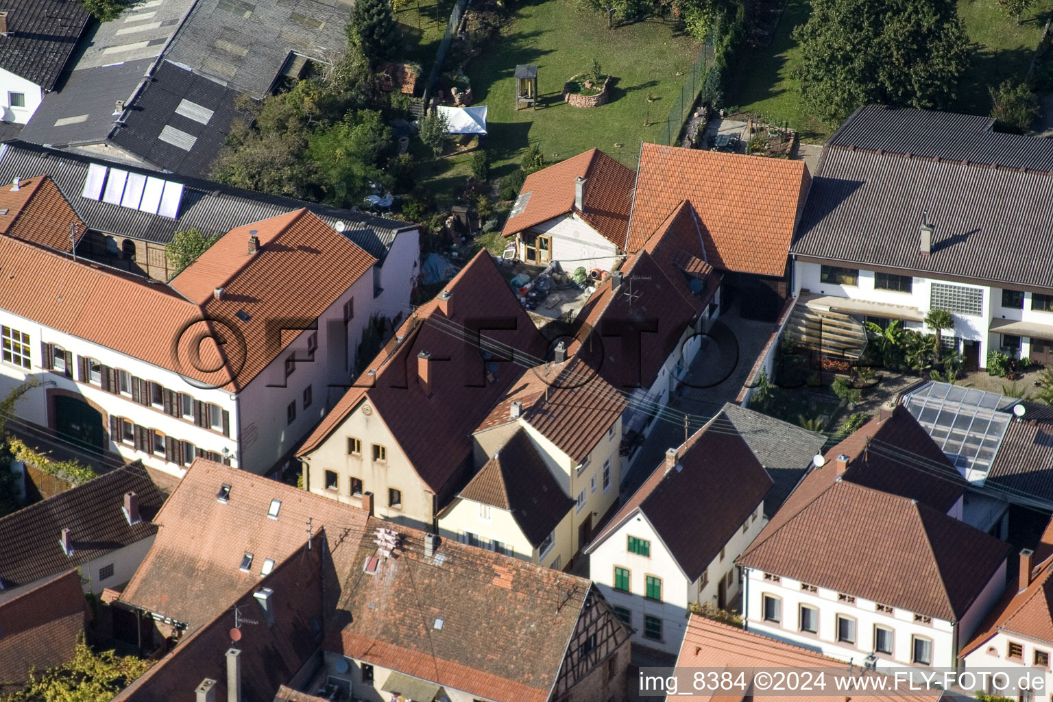 Vue aérienne de Birkweiler dans le département Rhénanie-Palatinat, Allemagne