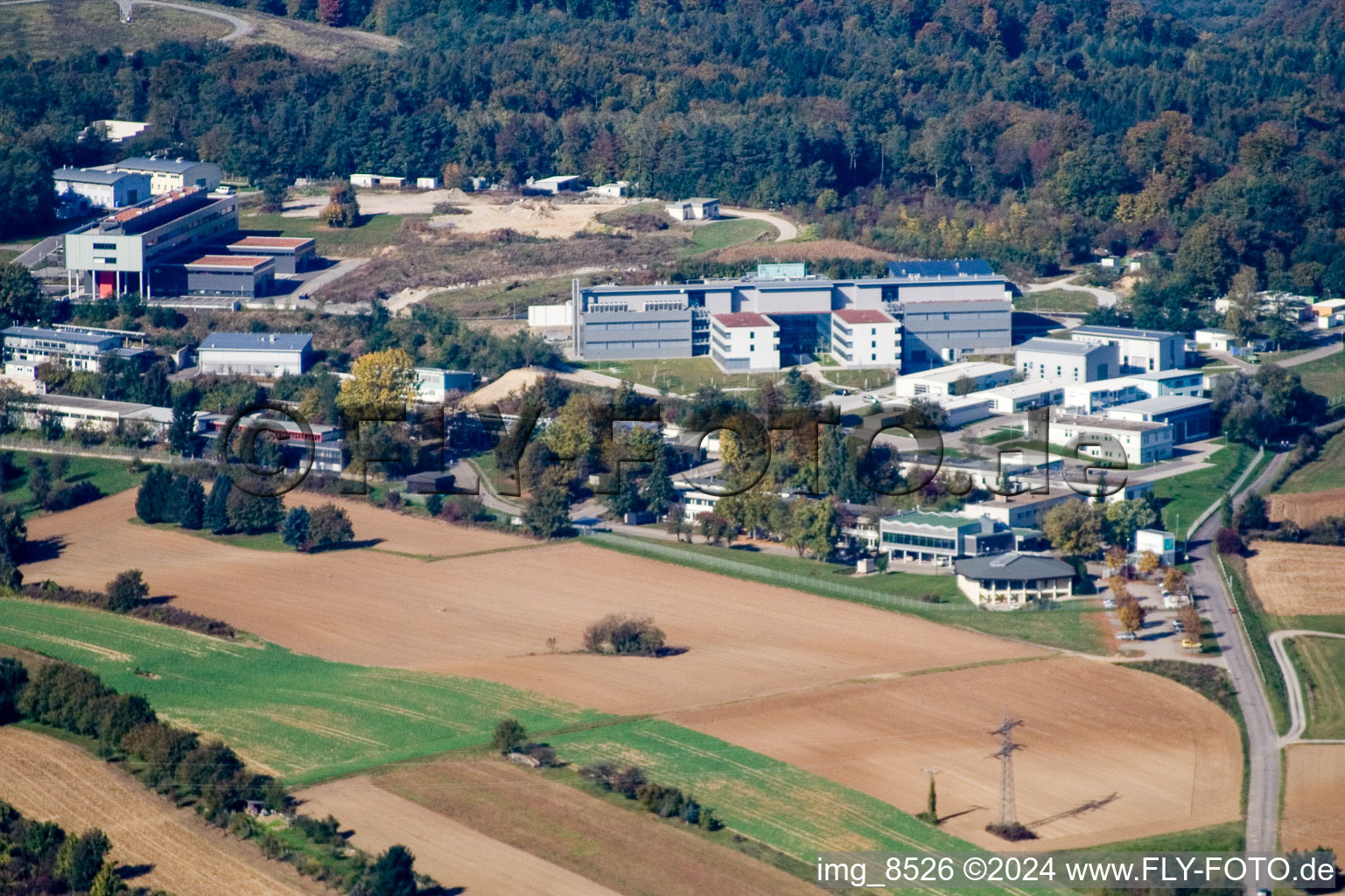 Vue aérienne de Pfinztal ITG à le quartier Grötzingen in Karlsruhe dans le département Bade-Wurtemberg, Allemagne